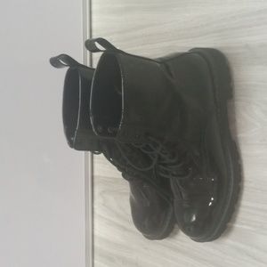 Women's boots